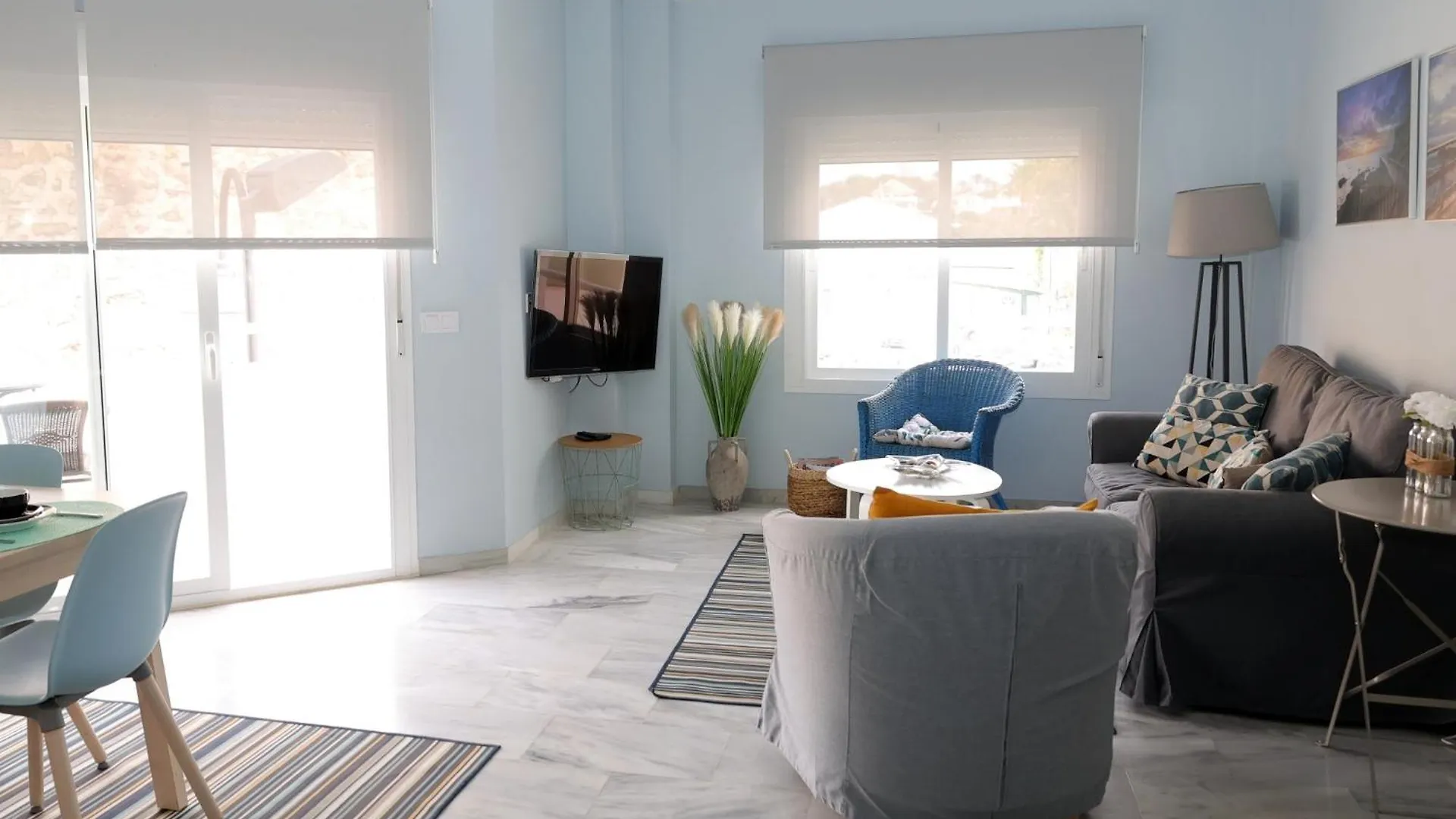 Apartment In The Center Of La Cala De Mijas With Sea Views